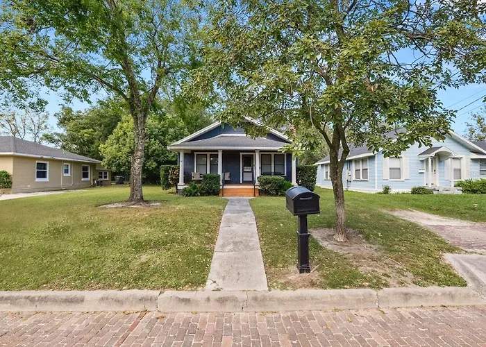 Cozy 2Br Retreat Between Orlando & Tampa