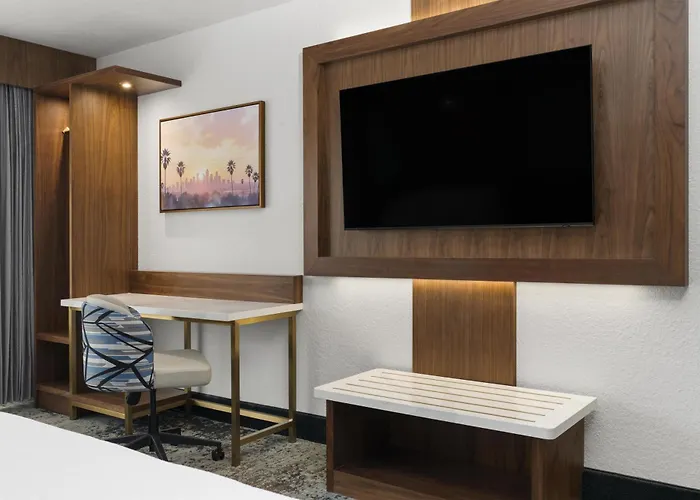 Resorts Guide Best Western Premier Lakeland North